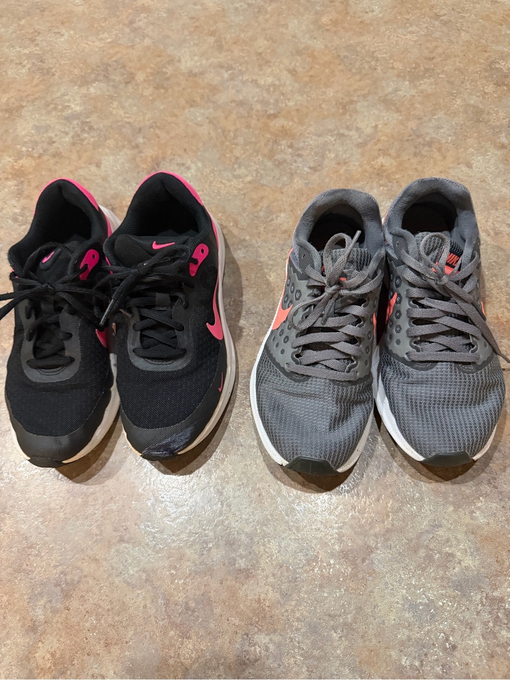 2 pair of women’s Nike shoes. Size 5.5